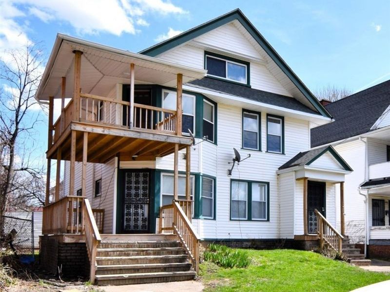 425 East 120th Street, Cleveland, OH 44108 Photo 1