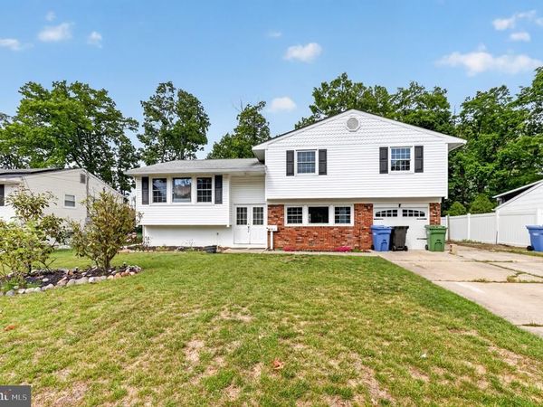 919 GRENVILLE DRIVE, BLACKWOOD, NJ 08012