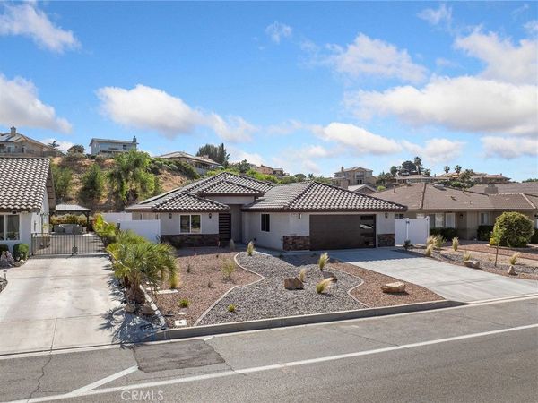 13720 Spring Valley Parkway, Victorville, CA 92395
