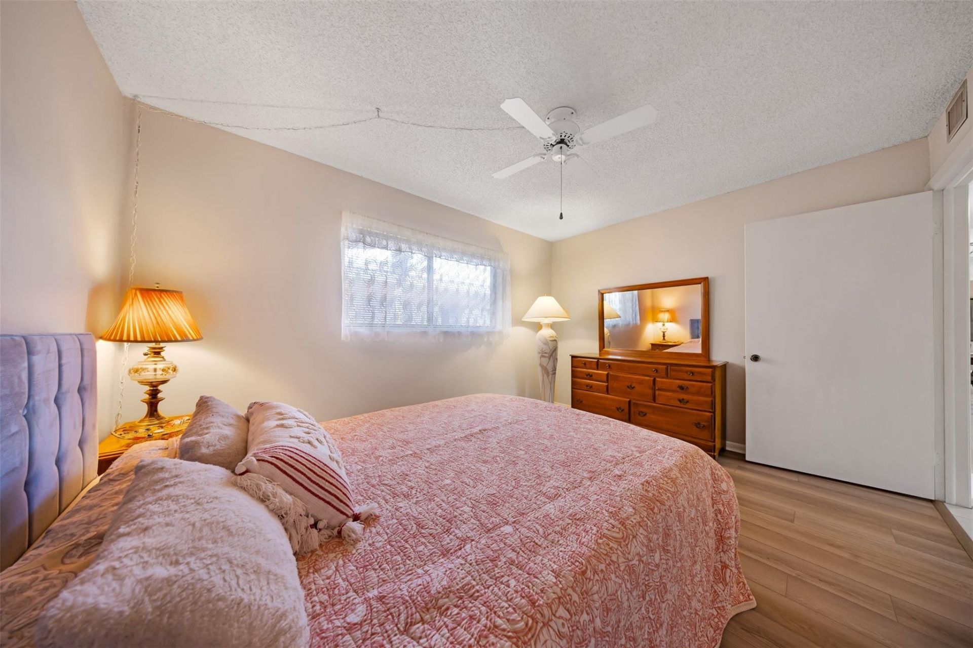 5250 Las Verdes Circle, Unit 317, Delray Beach, FL 33484 Photo