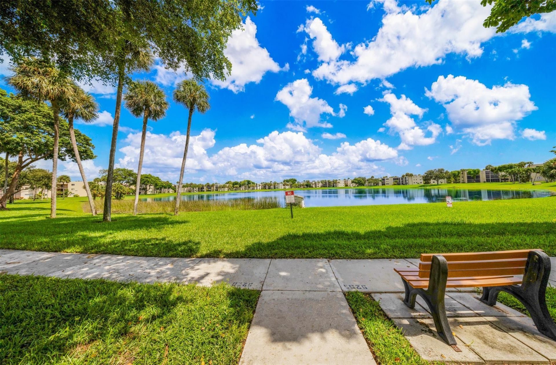 5250 Las Verdes Circle, Unit 317, Delray Beach, FL 33484 Photo