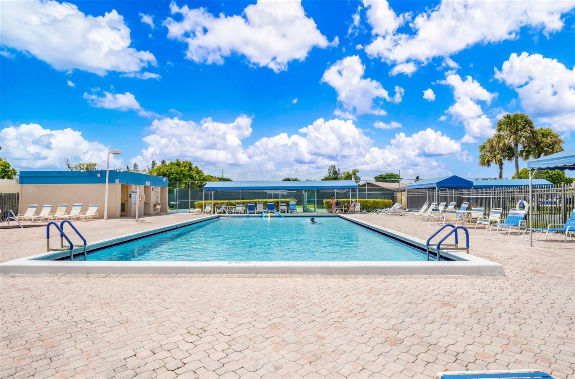 5250 Las Verdes Circle, Unit 317, Delray Beach, FL 33484 Photo