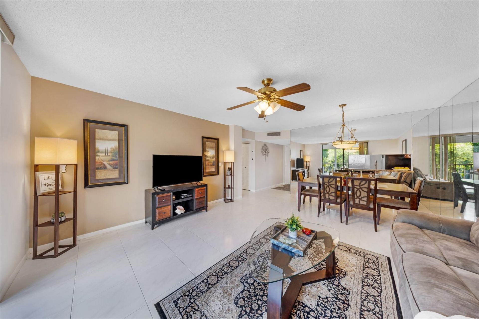 5250 Las Verdes Circle, Unit 317, Delray Beach, FL 33484 Photo