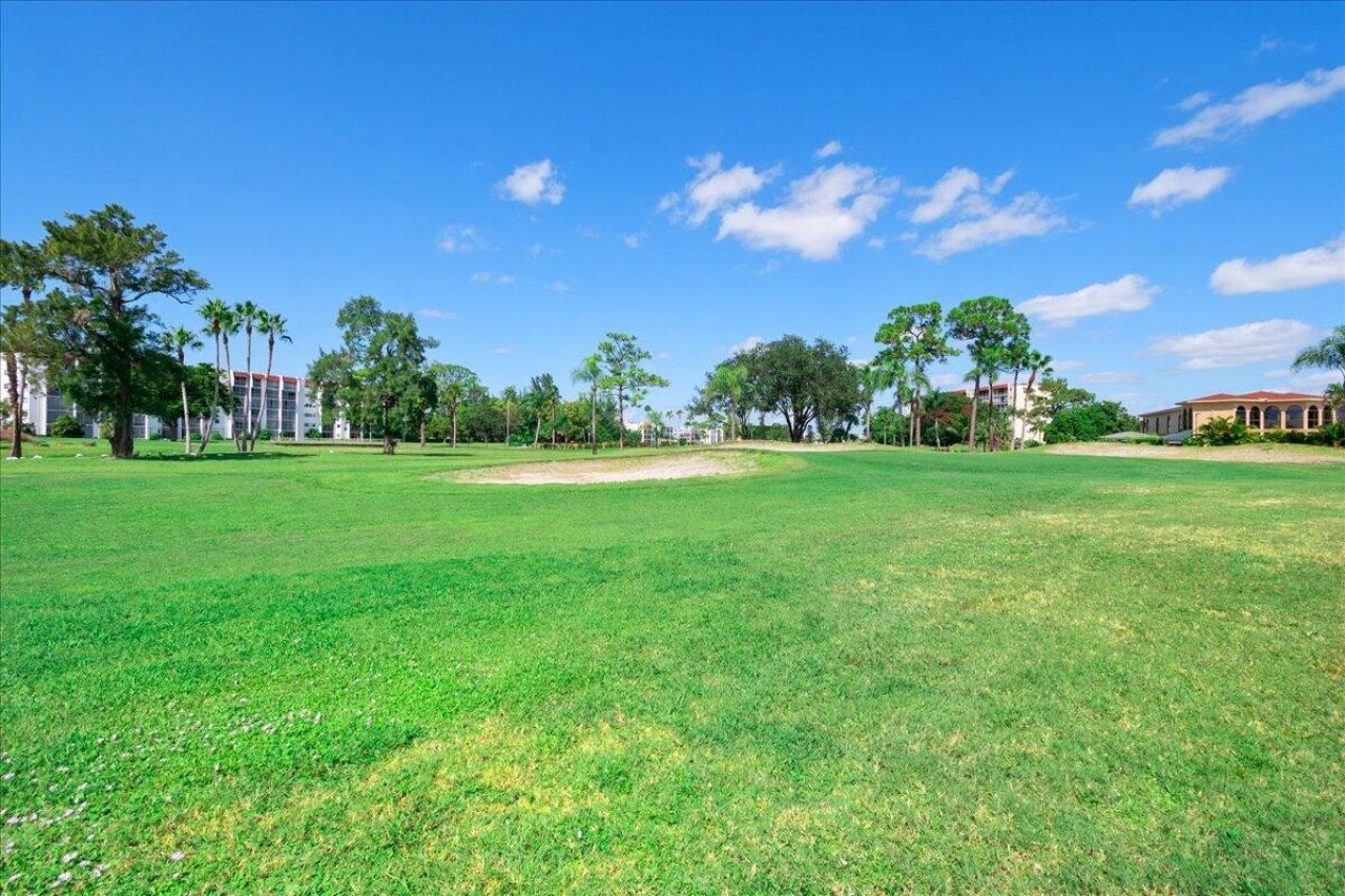 6698 10th Avenue N, Unit 305, Lake Worth, FL 33461 Photo