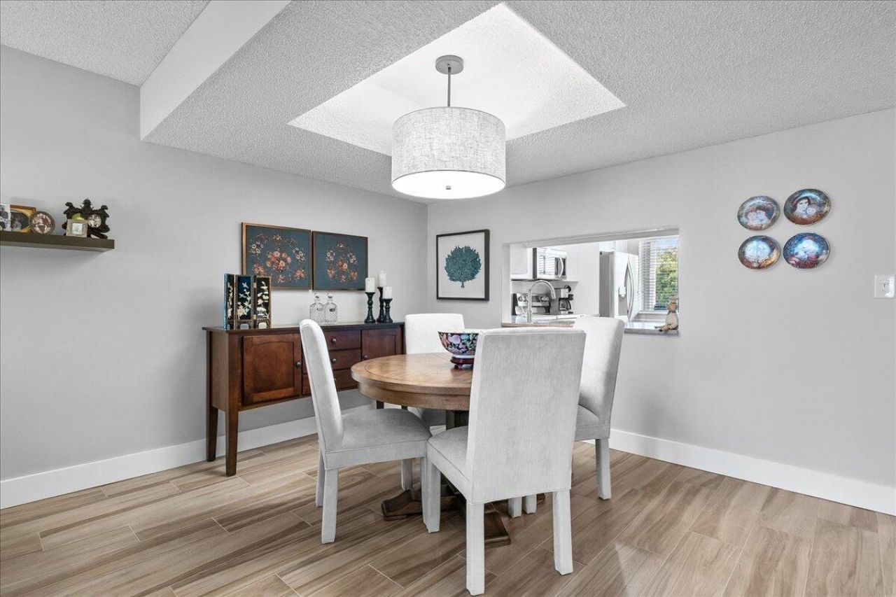 6698 10th Avenue N, Unit 305, Lake Worth, FL 33461 Photo