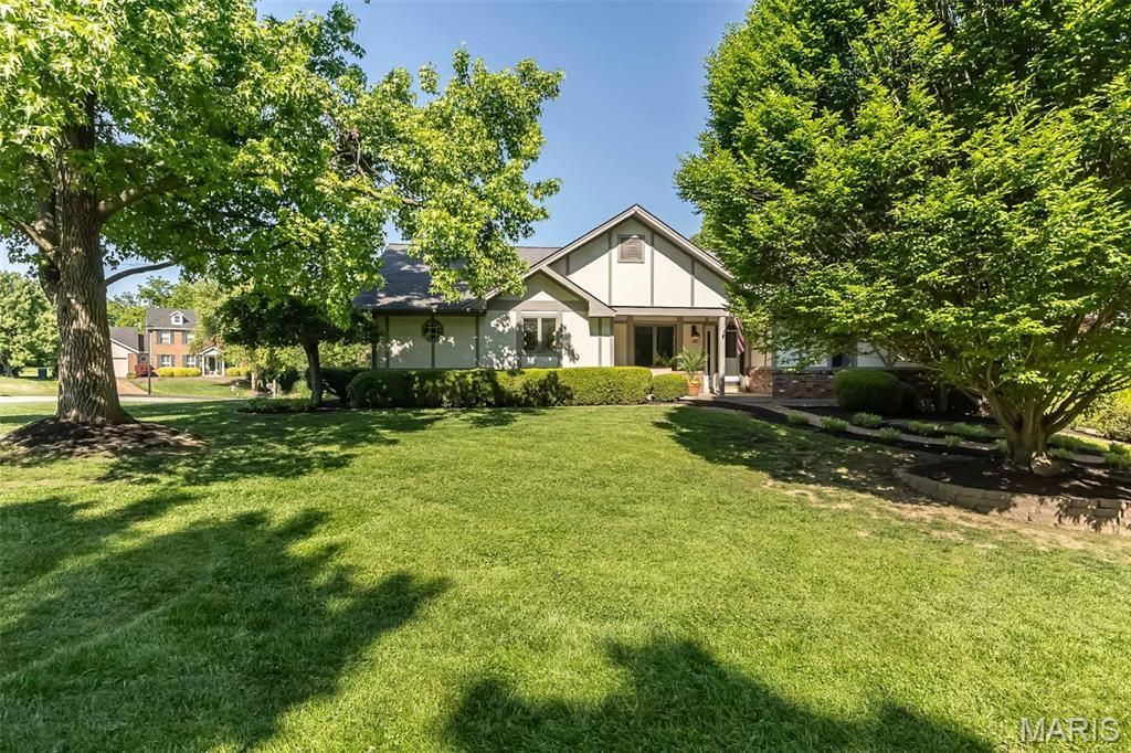 159 Spring Oaks Drive, Ballwin, MO 63011 Main Photo