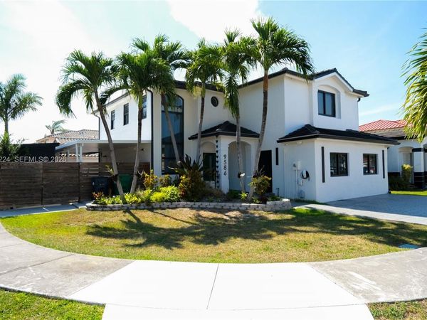 9586 SW 155th Ave, Miami, FL 33196