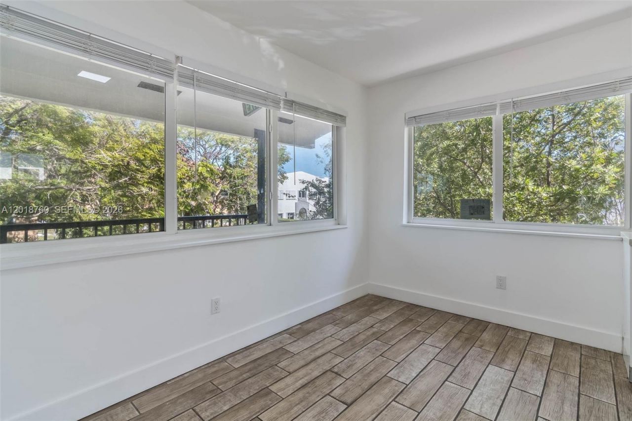 2190 SW 14th Ter , Miami, FL 33145 Photo