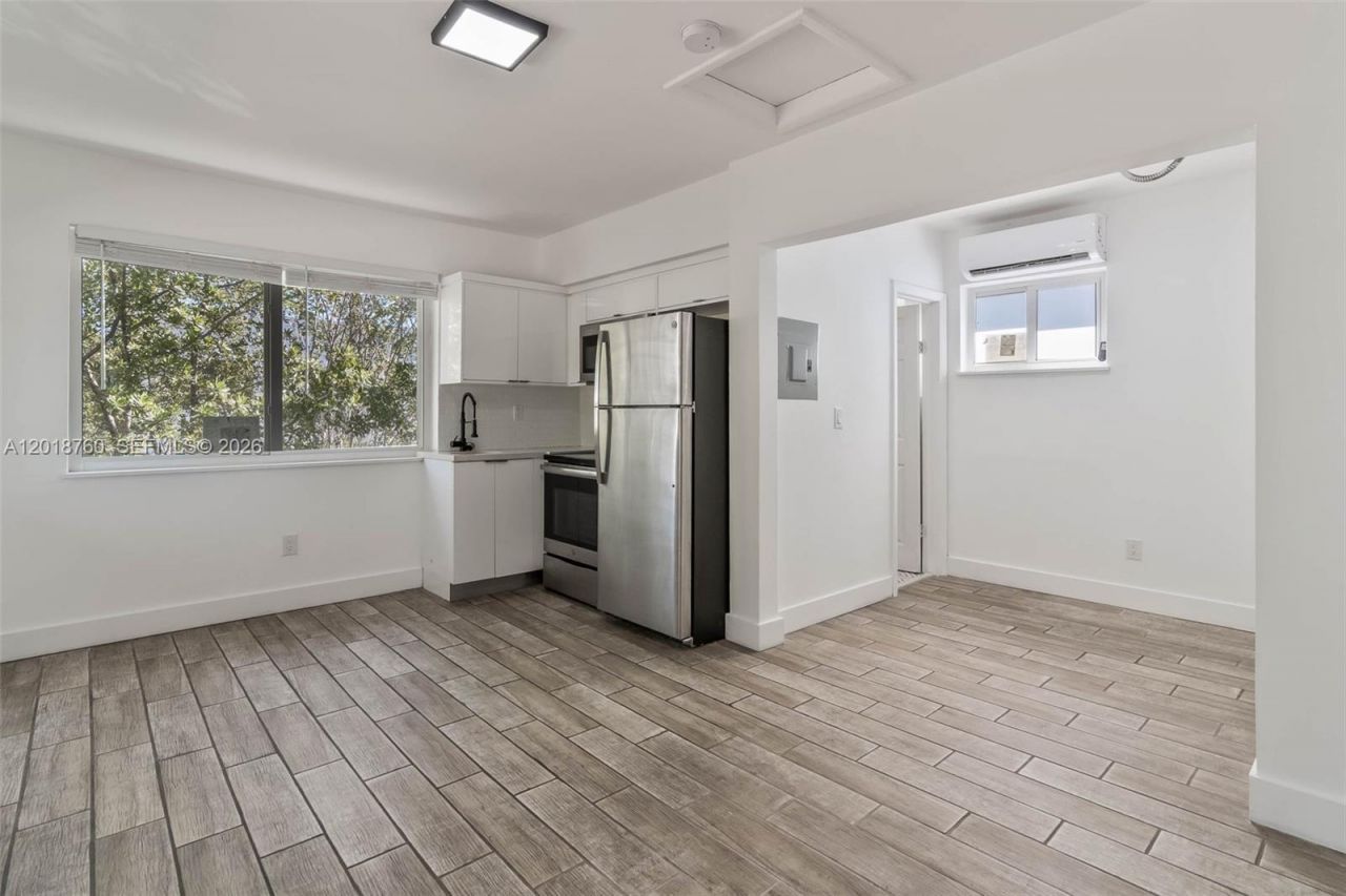 2190 SW 14th Ter , Miami, FL 33145 Photo
