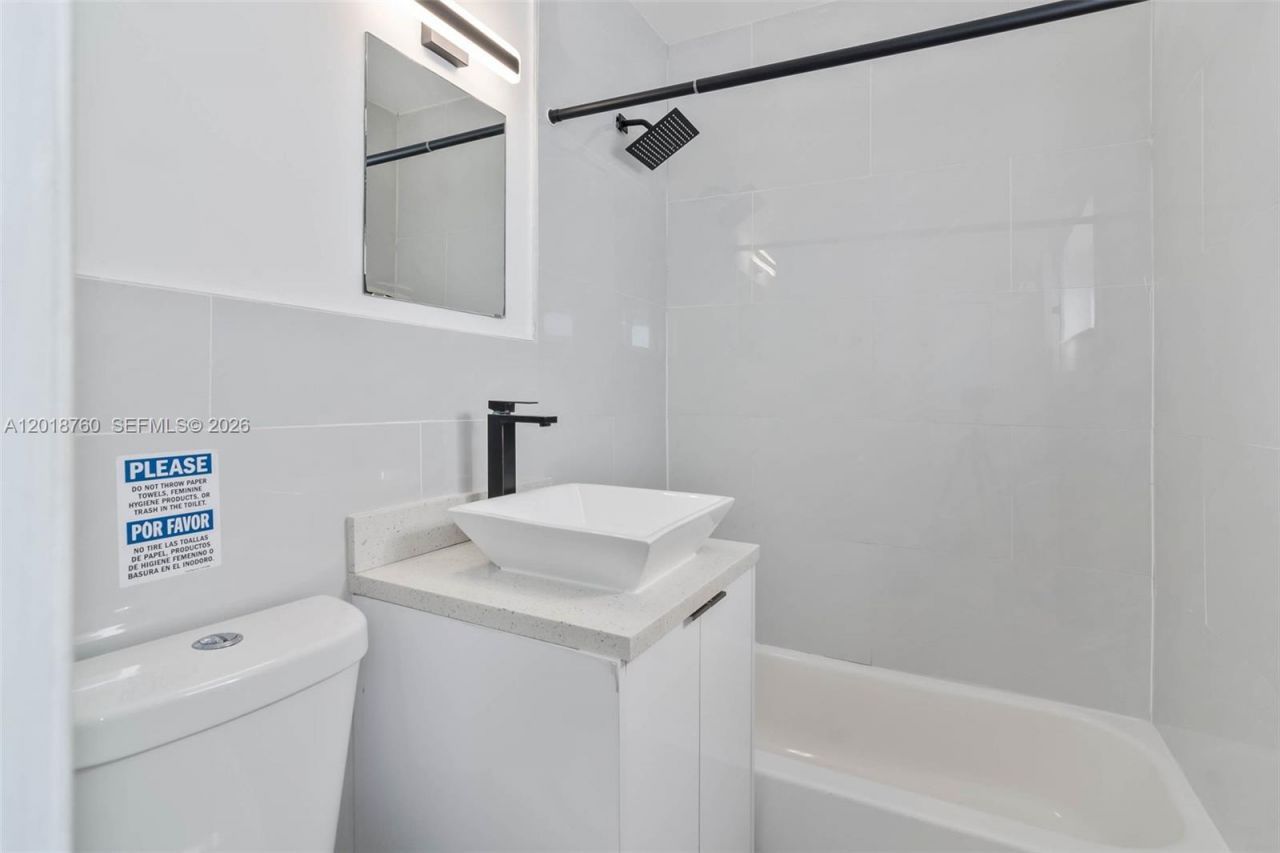 2190 SW 14th Ter , Miami, FL 33145 Photo