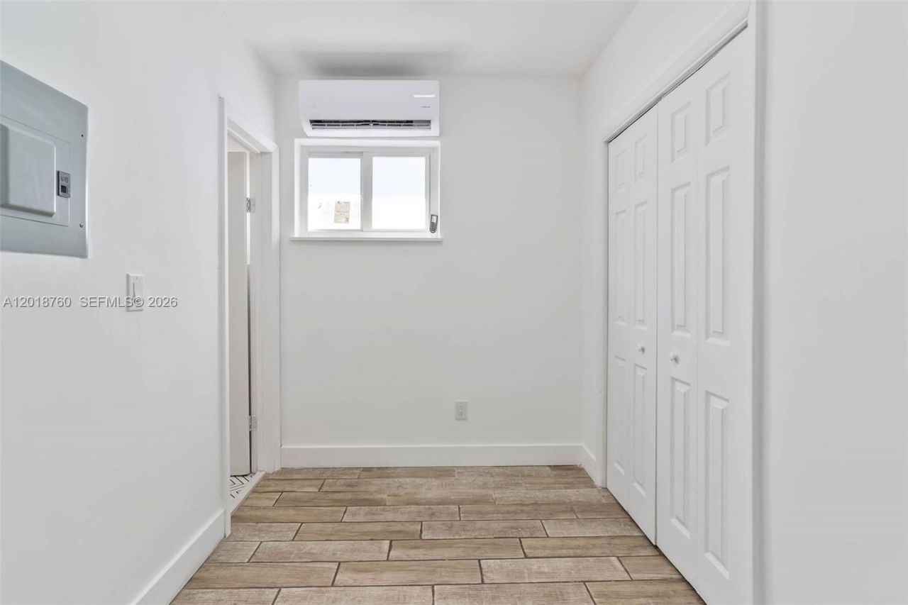 2190 SW 14th Ter , Miami, FL 33145 Photo