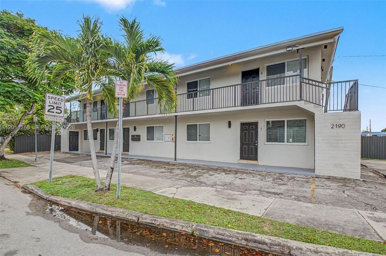 2190 SW 14th Ter , Miami, FL 33145 Photo