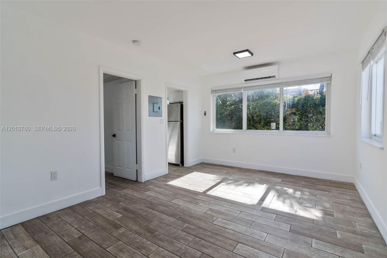2190 SW 14th Ter , Miami, FL 33145 Photo