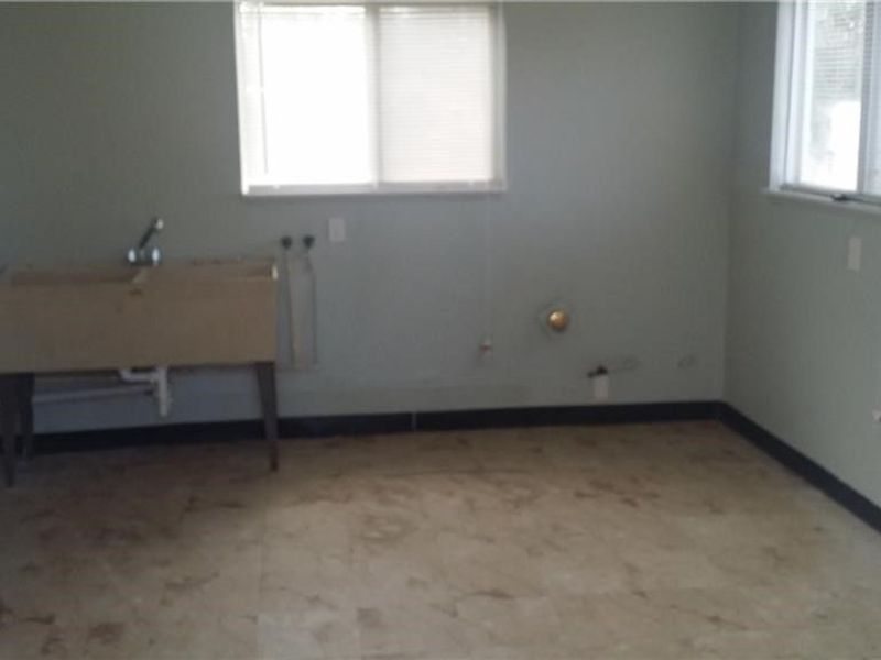 6574 Burton Drive, Brook Park, OH 44142 Photo 10