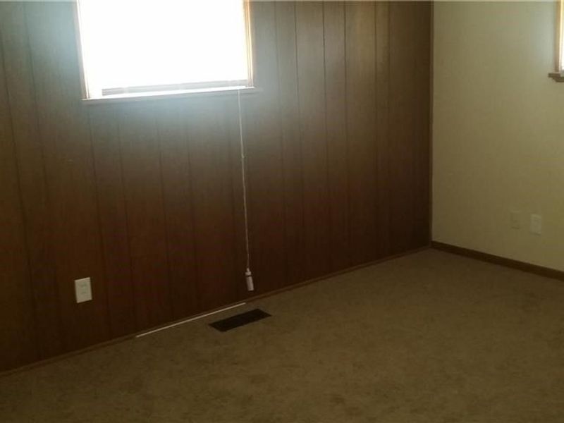 6574 Burton Drive, Brook Park, OH 44142 Photo 7
