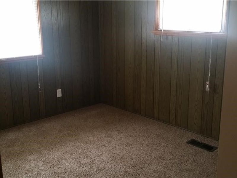 6574 Burton Drive, Brook Park, OH 44142 Photo 8