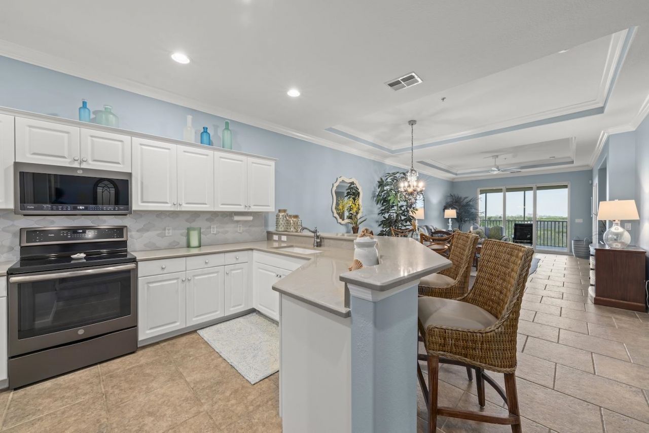 20071 Sanibel View Cir, Unit 301, Fort Myers, FL 33908 Photo
