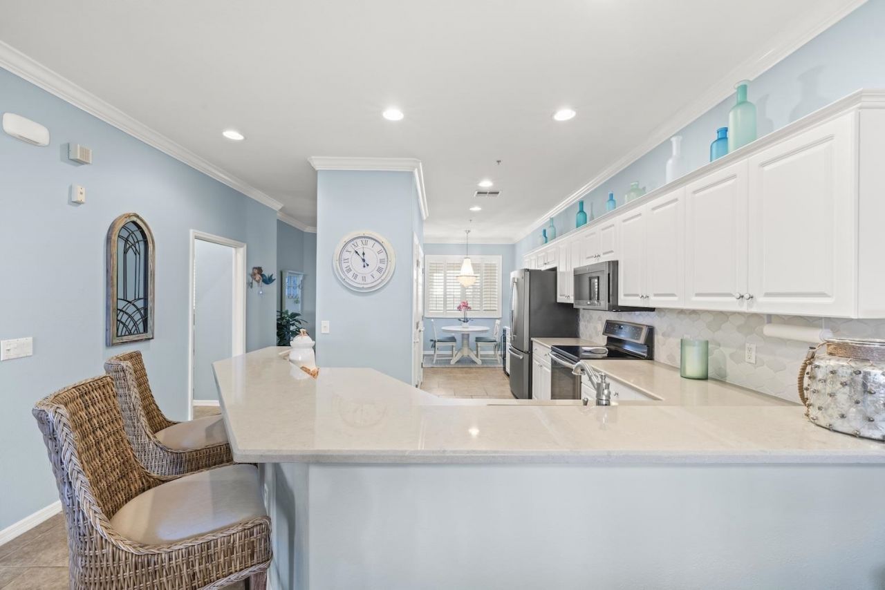 20071 Sanibel View Cir, Unit 301, Fort Myers, FL 33908 Photo