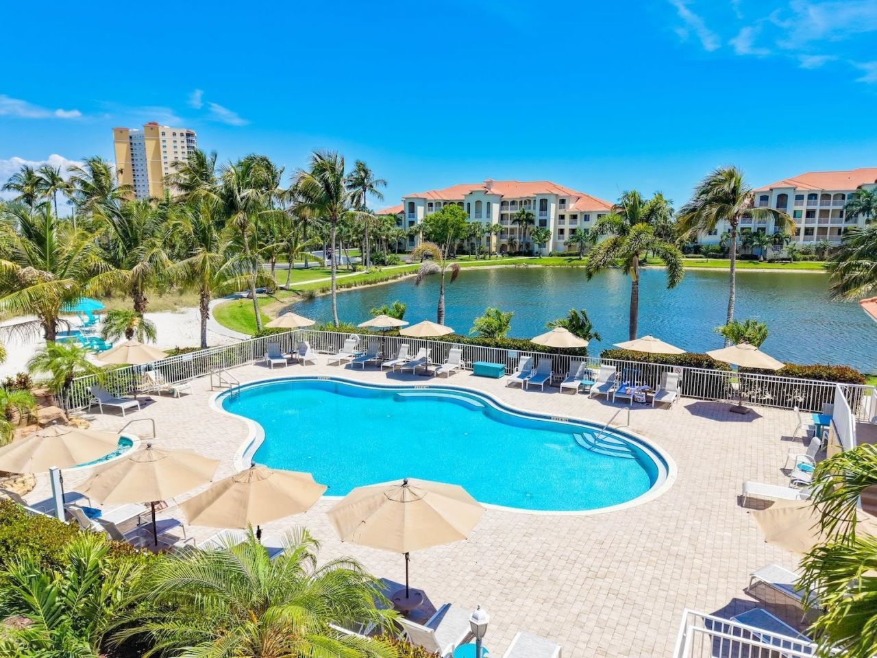 20071 Sanibel View Cir, Unit 301, Fort Myers, FL 33908 Photo