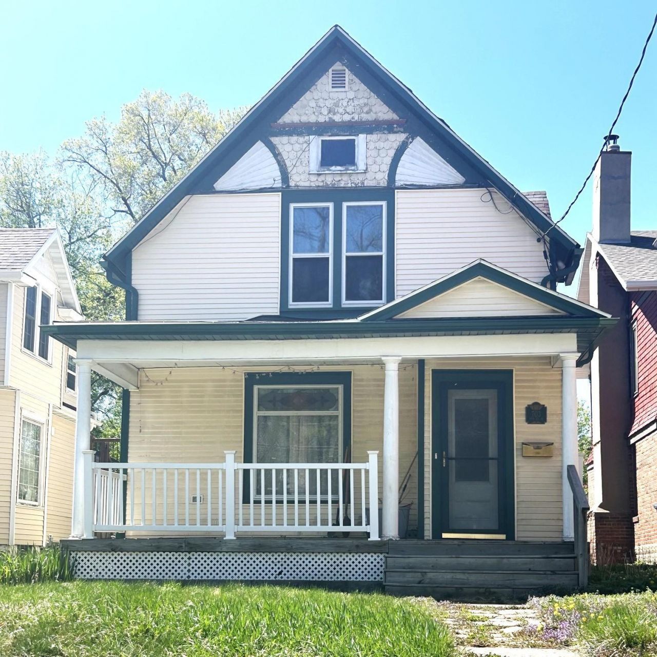 703 4 Street S, Fargo, ND 58103 Main Photo
