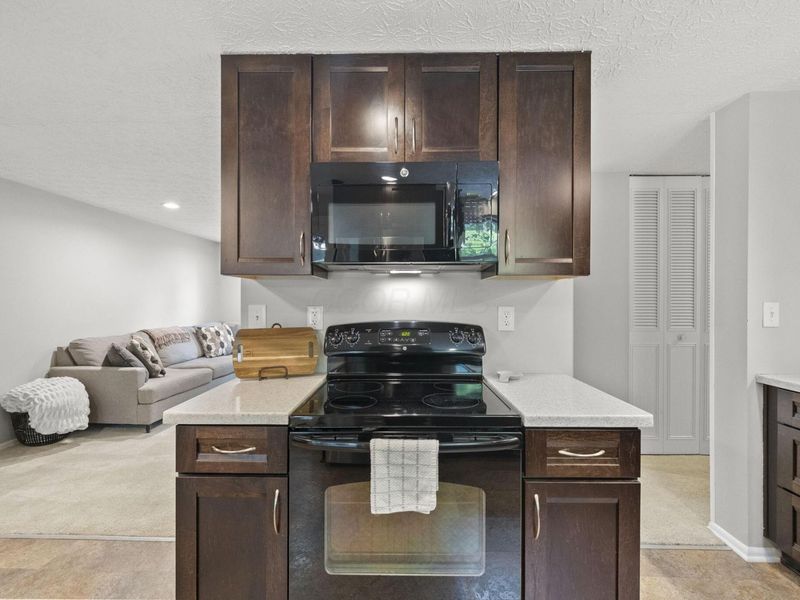 5654 Montevideo Road, Westerville, OH 43081 Photo 12