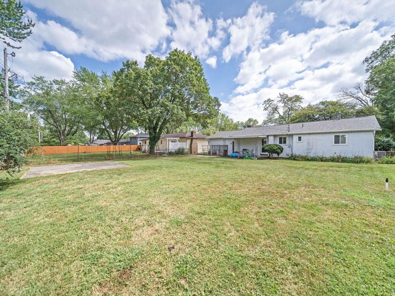 390 Dunbarton Road, Columbus, OH 43230 Photo 18