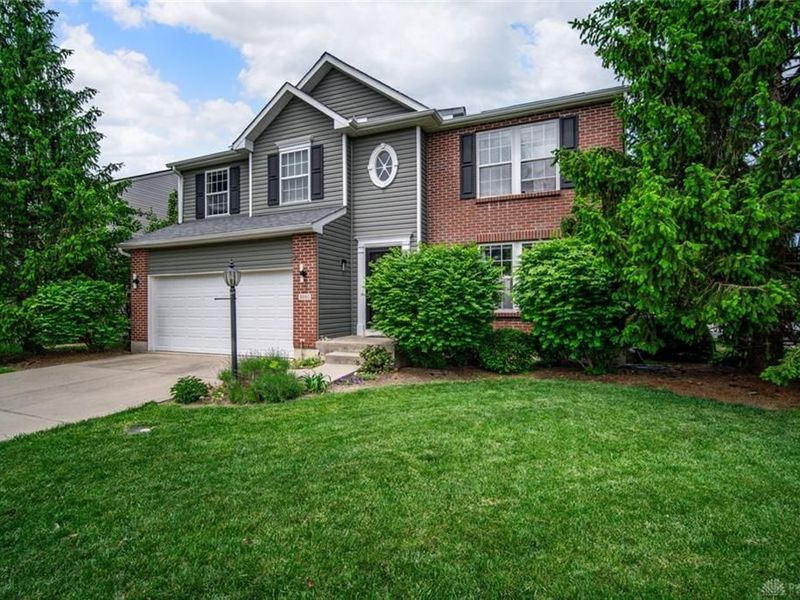 3580 Parliament Court, Beavercreek, OH 45431 Photo 2