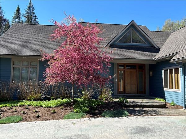 7 SCR Lane , Victor, NY 14564