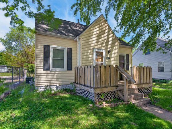 928 W Parker Street, Waterloo, IA 50703