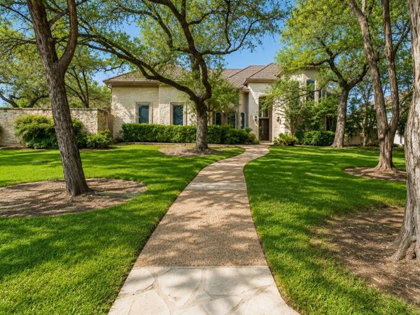 8616 Mendocino DR, Austin, TX 78735