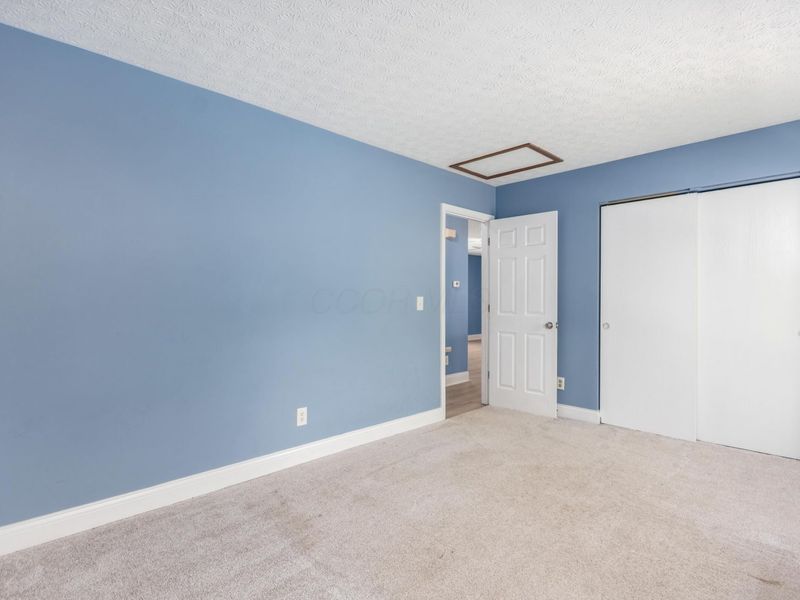 2253 Autumn Village Court, Columbus, OH 43223 Photo 14
