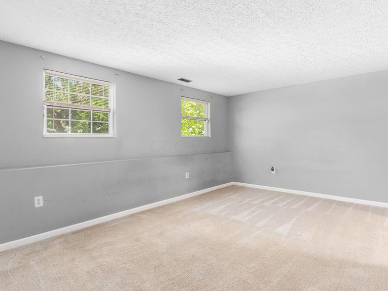 2253 Autumn Village Court, Columbus, OH 43223 Photo 22