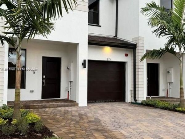 273 SW 159th Ln , Unit 273, Pembroke Pines, FL 33027