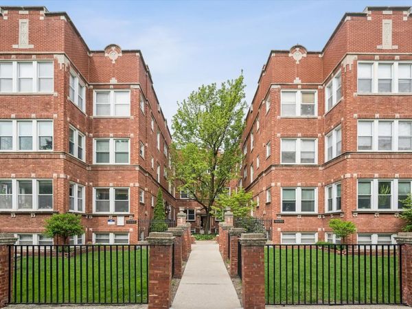 4448 N Beacon Street , Unit 3, Chicago, IL 60640