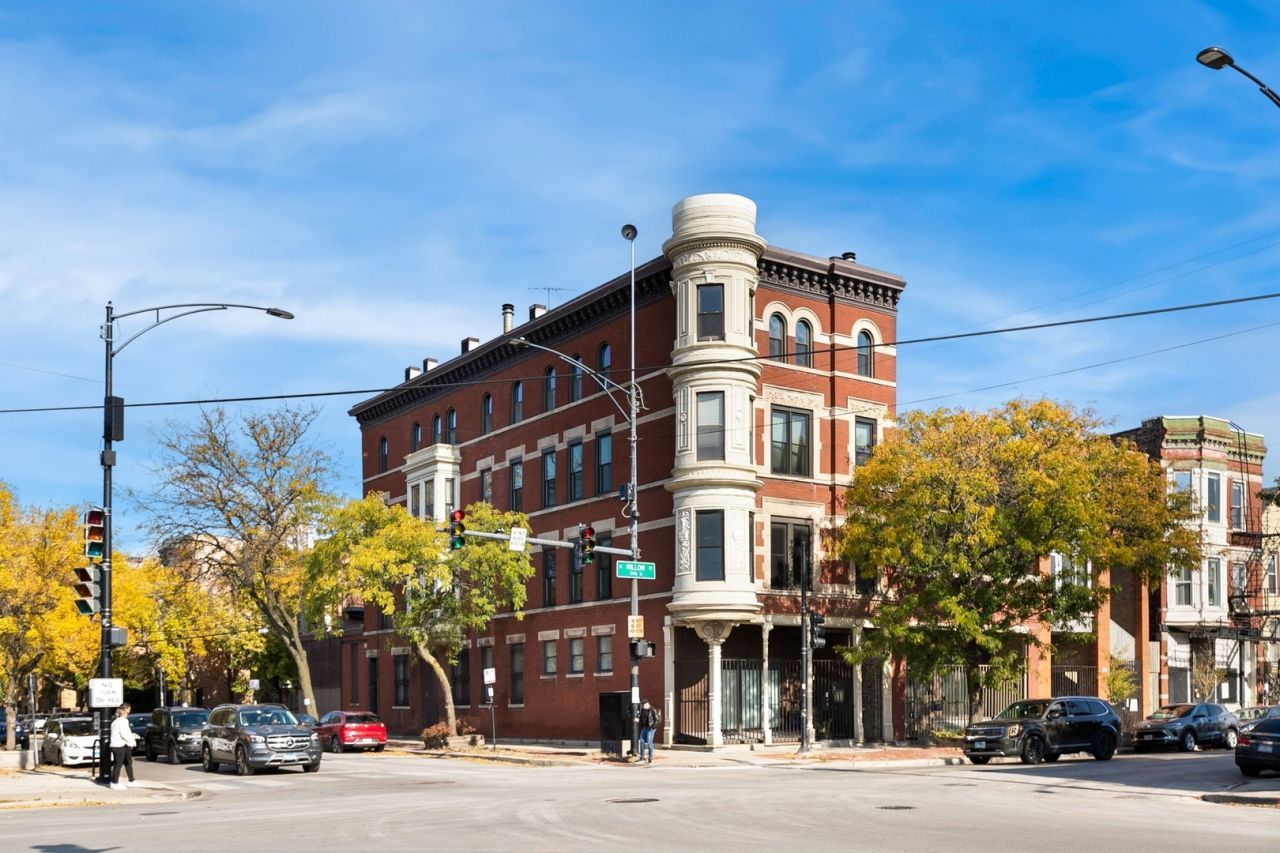 958 W Willow Street, Unit 4, Chicago, IL 60614 Main Photo