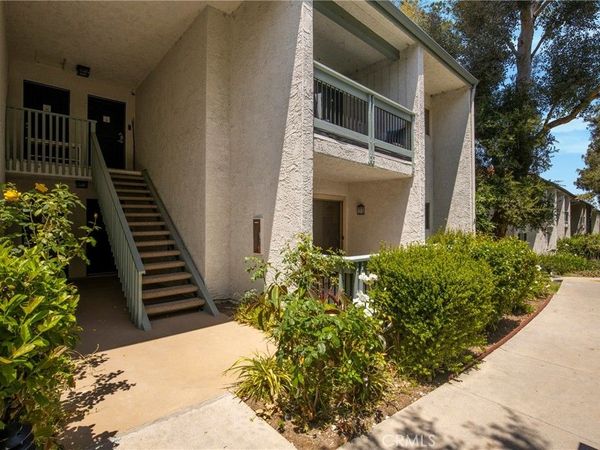 23637 Park Capri, Unit 34, Calabasas, CA 91302