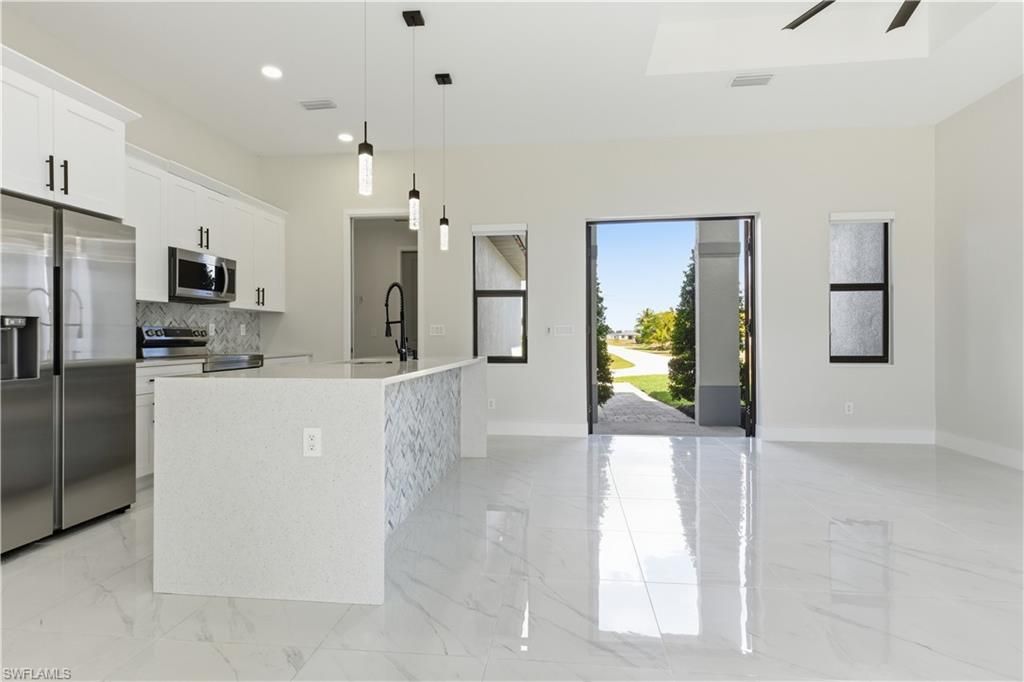 1442 NE 33rd Ln , Cape Coral, FL 33909 Photo