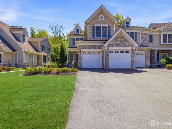 17 Tree Swallow Drive, Princeton, NJ 08540