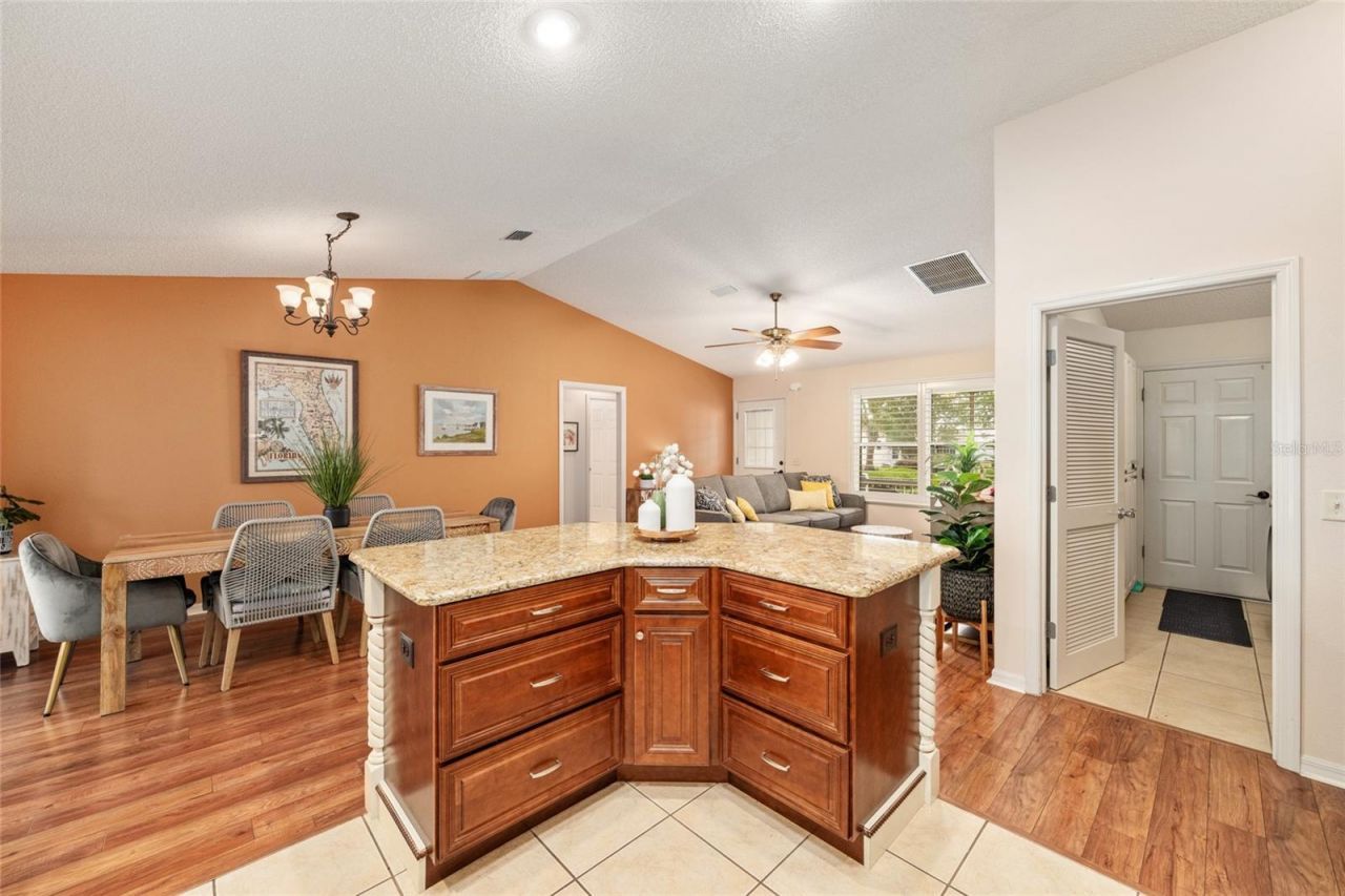 991 Barrymoore Loop , The Villages, FL 32162 Photo
