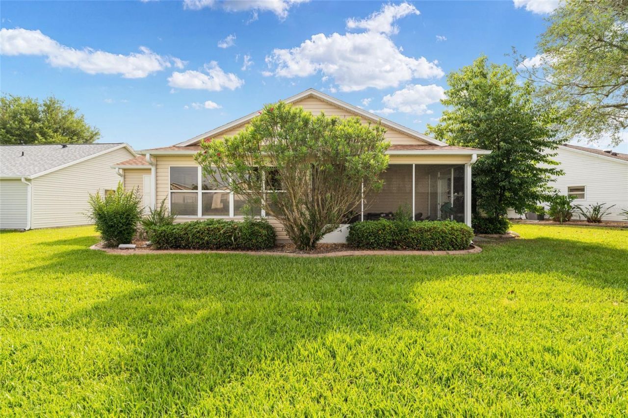 991 Barrymoore Loop , The Villages, FL 32162 Photo