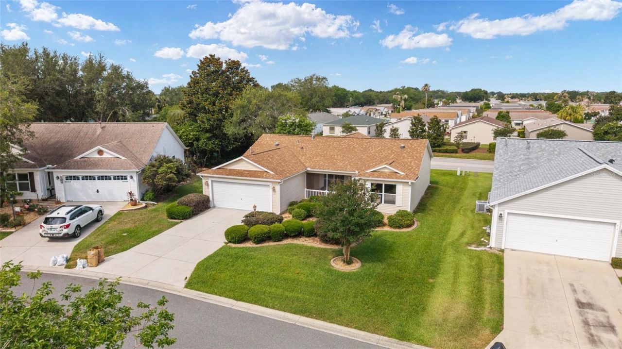 991 Barrymoore Loop , The Villages, FL 32162 Photo