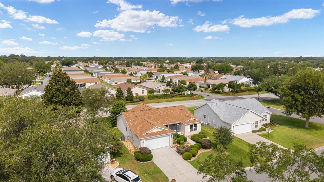 991 Barrymoore Loop , The Villages, FL 32162 Photo