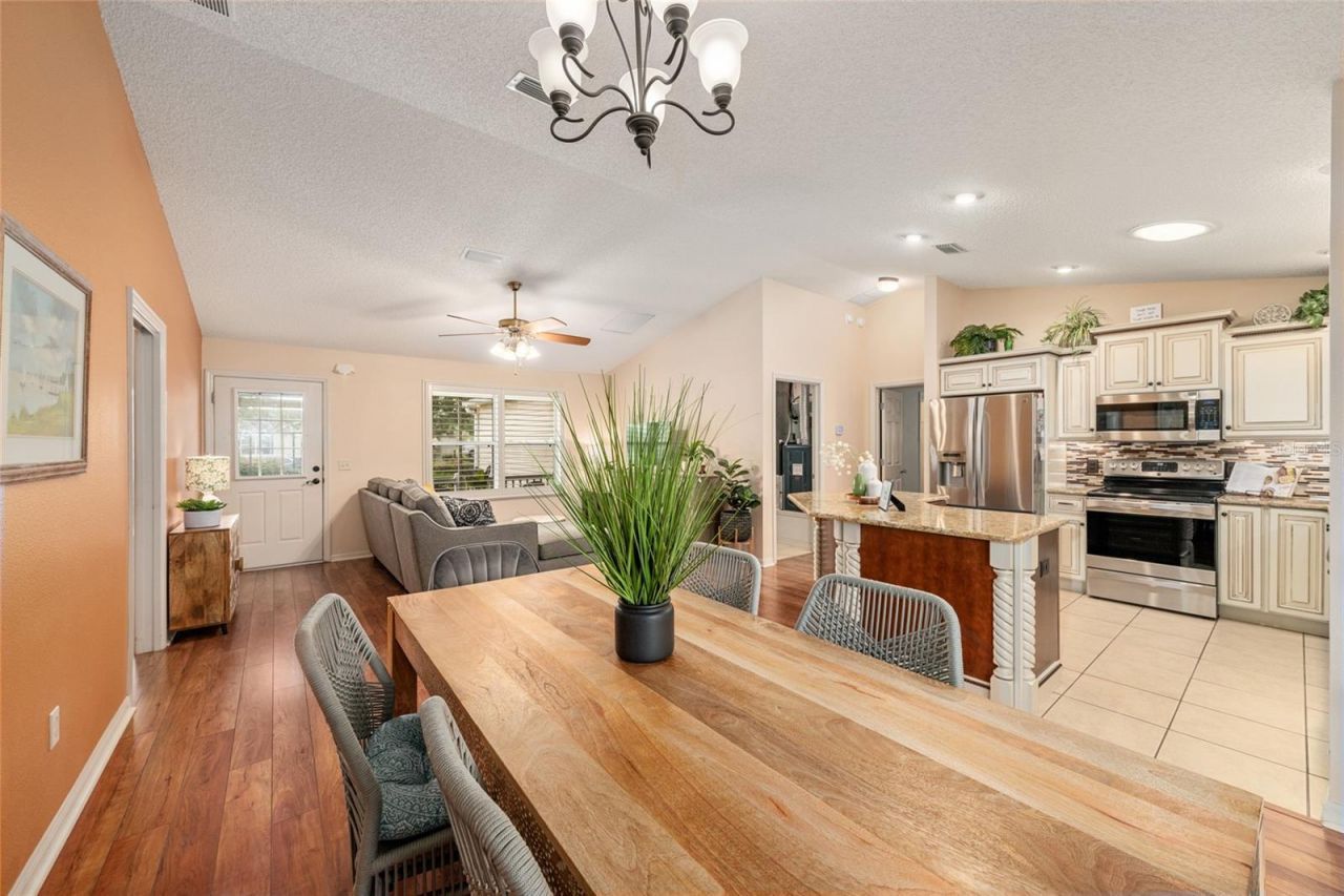 991 Barrymoore Loop , The Villages, FL 32162 Photo
