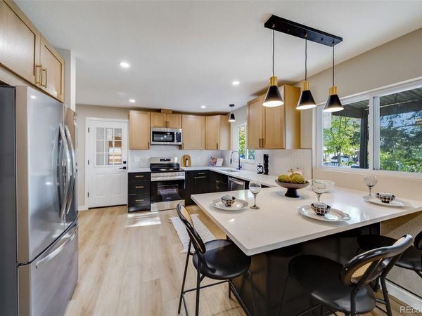 1741 Kingston Street , Aurora, CO 80010