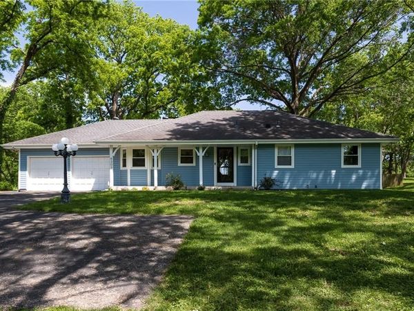 8309 Winchester Avenue, Kansas City, MO 64138