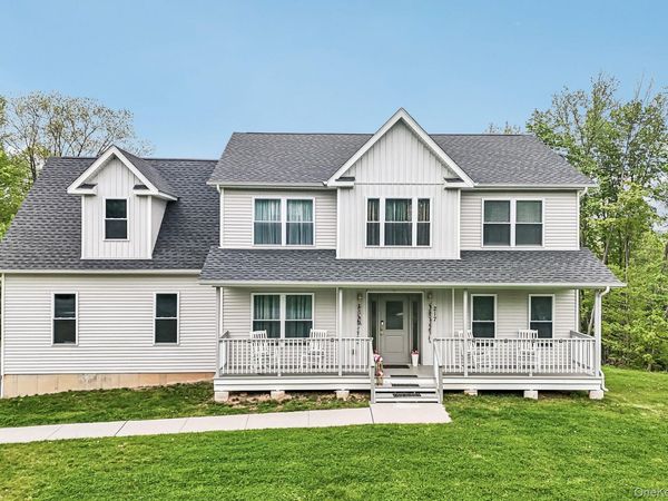 217 School House Road, Middletown, NY 10940