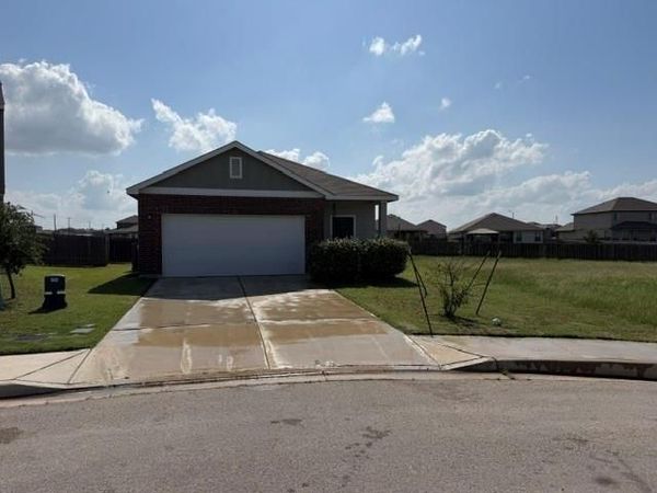 360 Wonderful Life WAY, Jarrell, TX 76537