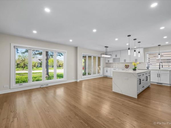 1535 Marshall Drive , Des Plaines, IL 60018