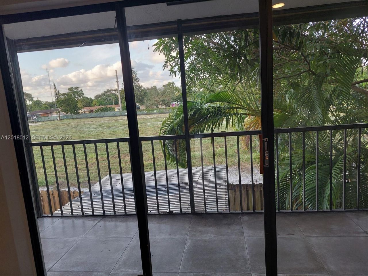 1125 NE 210th Ter, Miami, FL 33179 Photo