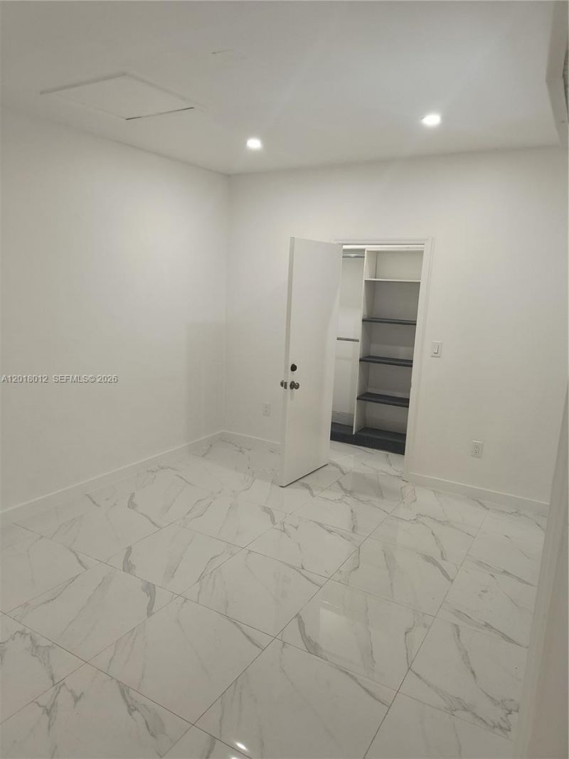 1125 NE 210th Ter, Miami, FL 33179 Photo